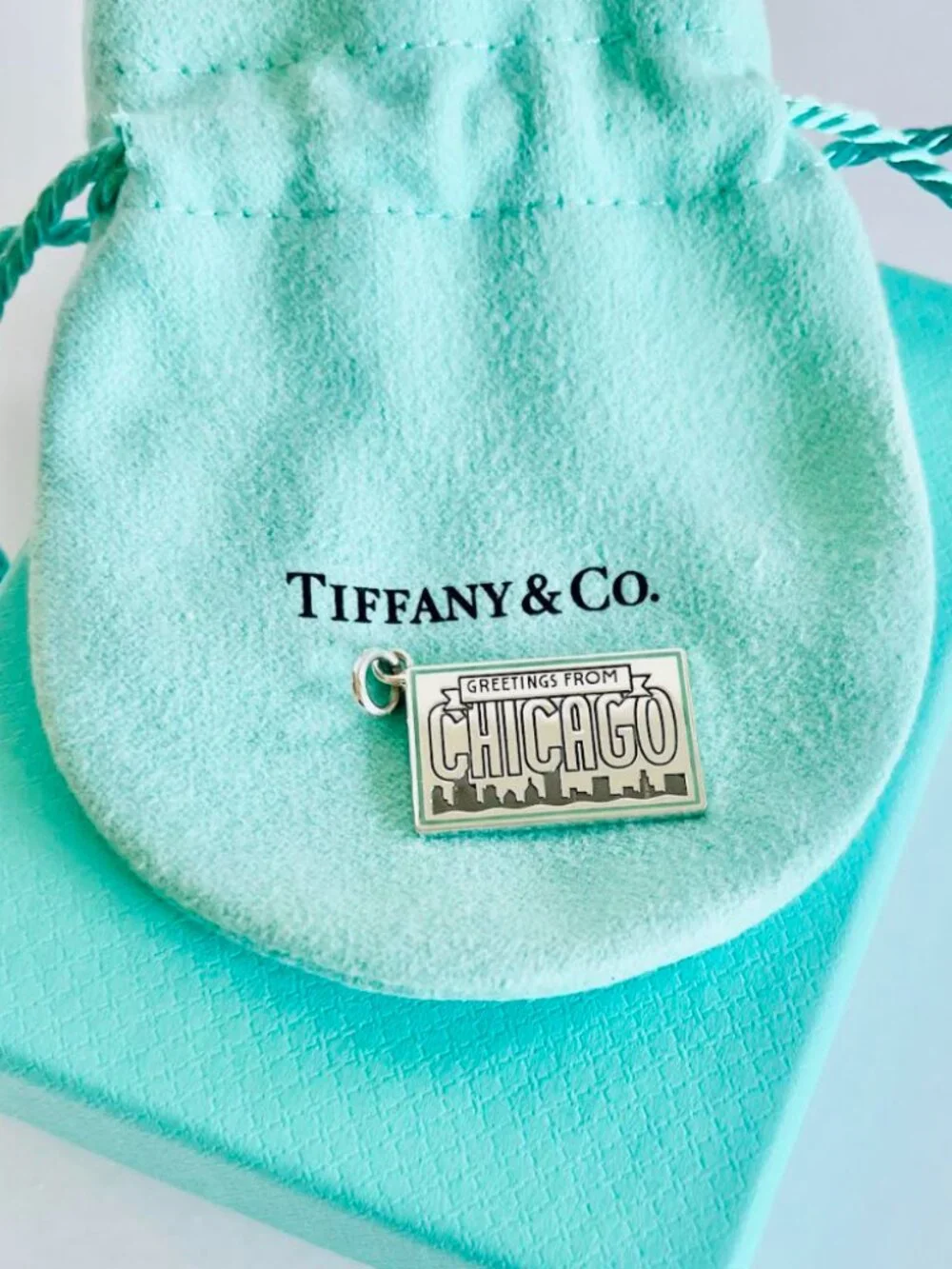 Tiffany & Co. CHICAGO City Postcard Sterling Silver Blue Enamel Trim Charm 🏙️ - Picture 3 of 5